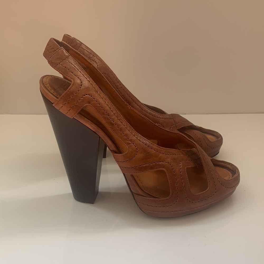 GIVENCHY leather peep toe boho high heels - Picture 10 of 12